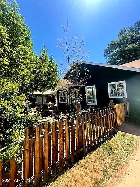 9079 W Juniper Rd, Pine, AZ 85544 photo 3