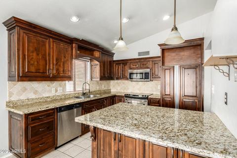 2378 E Maplewood St, Gilbert, AZ 85297 photo 10
