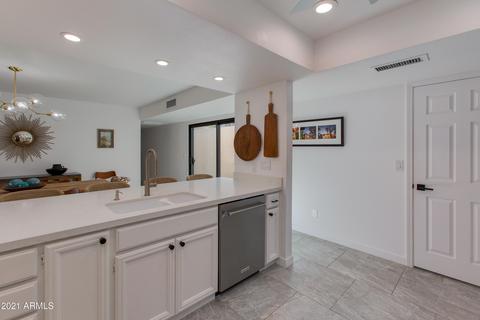 2421 E Oregon Ave, Phoenix, AZ 85016 photo 9