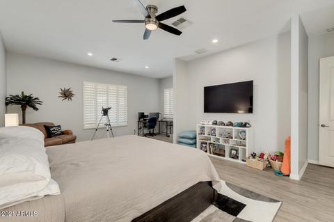 1544 E Kings Ct, Gilbert, AZ 85234 photo 23
