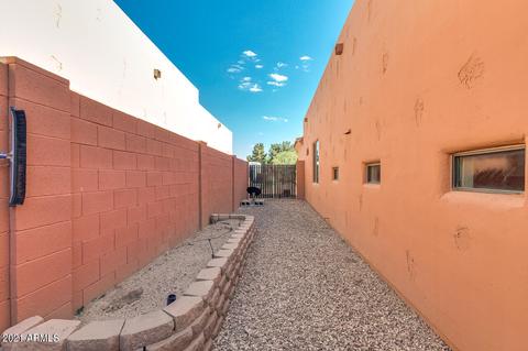 1544 E Kings Ct, Gilbert, AZ 85234 photo 37