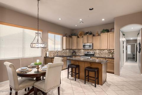 2804 E Michelle Way, Gilbert, AZ 85234 photo 6