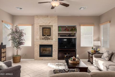 2804 E Michelle Way, Gilbert, AZ 85234 photo 8