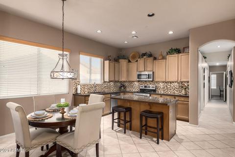 2804 E Michelle Way, Gilbert, AZ 85234 photo 4