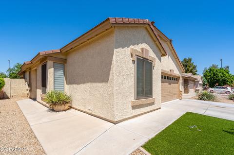956 S Roca St, Gilbert, AZ 85296 photo 3