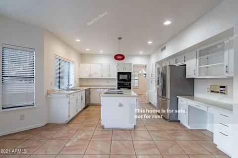 832 W Wagner Dr, Gilbert, AZ 85233 photo 4