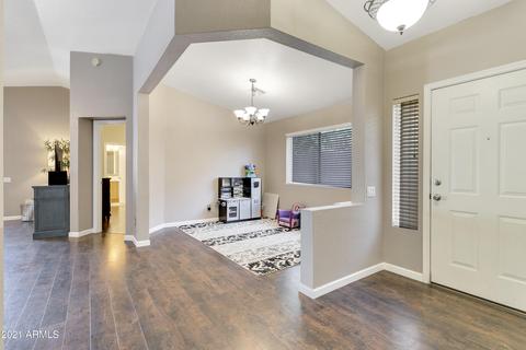 3416 E Wahalla Ln, Phoenix, AZ 85050 photo 8