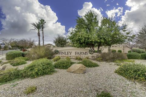 1870 E Smoke Tree Rd, Gilbert, AZ 85296 photo 30