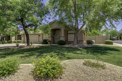 1870 E Smoke Tree Rd, Gilbert, AZ 85296 photo 1