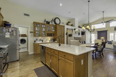 1870 E Smoke Tree Rd, Gilbert, AZ 85296 photo 7
