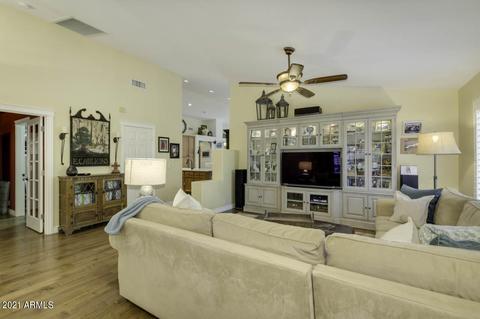 1870 E Smoke Tree Rd, Gilbert, AZ 85296 photo 5