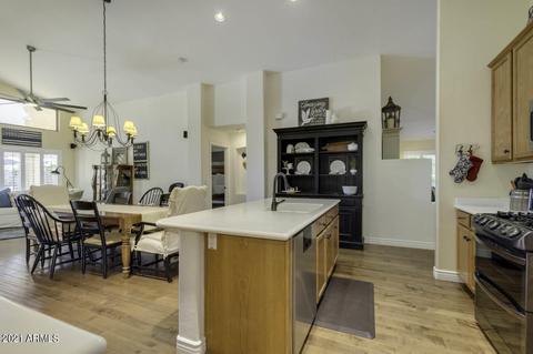 1870 E Smoke Tree Rd, Gilbert, AZ 85296 photo 8
