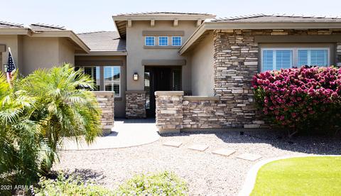 3685 E Azalea Dr, Gilbert, AZ 85298 photo 2