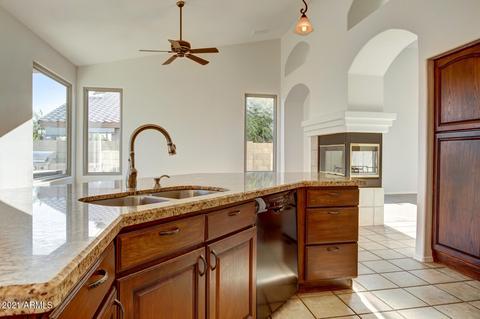 3851 E Kings Ave, Phoenix, AZ 85032 photo 9