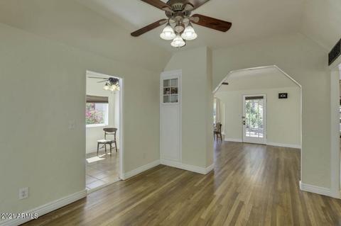 1554 E Cheery Lynn Rd, Phoenix, AZ 85014 photo 8