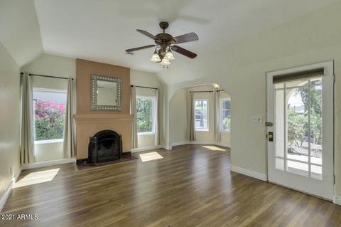 1554 E Cheery Lynn Rd, Phoenix, AZ 85014 photo 2