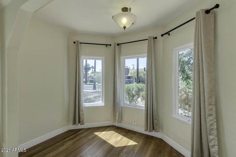 1554 E Cheery Lynn Rd, Phoenix, AZ 85014 photo 4