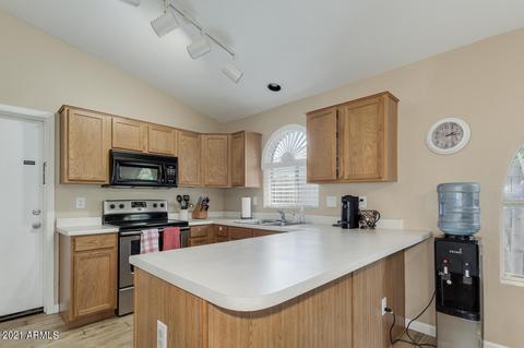 552 E Kyle Ct, Gilbert, AZ 85296 photo 8