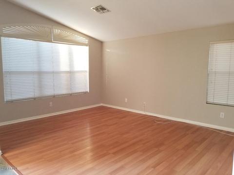 993 E Constitution Dr, Gilbert, AZ 85296 photo 2