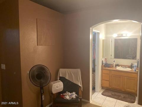 124 E Saint Catherine Ave, Phoenix, AZ 85042 photo 8