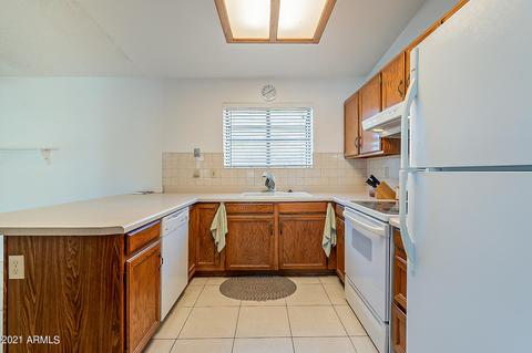 4037 E Salinas Ct, Phoenix, AZ 85044 photo 8