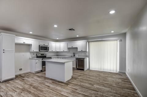 3113 N 35th Dr, Phoenix, AZ 85019 photo 7