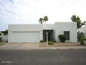 542 E Calavar Rd, Phoenix, AZ 85022 photo 1