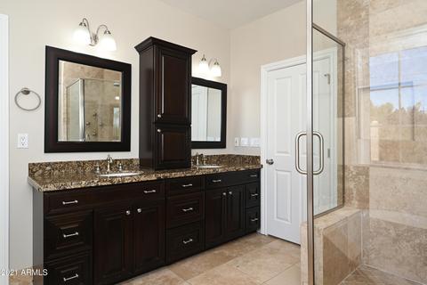 807 E Desert Park Ln, Phoenix, AZ 85020 photo 21