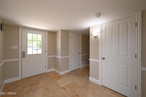 807 E Desert Park Ln, Phoenix, AZ 85020 photo 3
