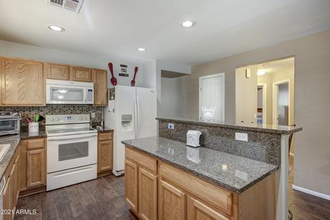 1084 S Olympic Dr, Gilbert, AZ 85296 photo 9