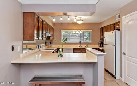 2112 W Marlette Ave, Phoenix, AZ 85015 photo 4