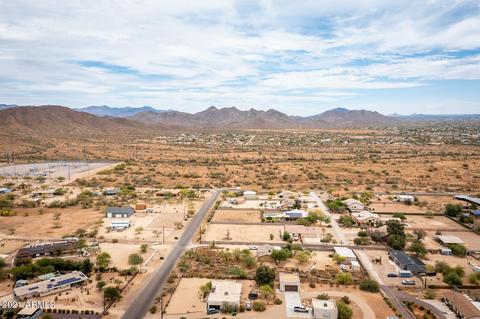 929 E Irvine Rd, Phoenix, AZ 85086 photo 5