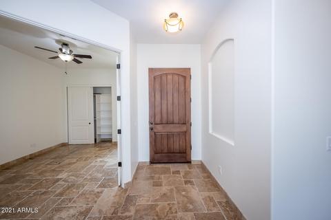 929 E Irvine Rd, Phoenix, AZ 85086 photo 8