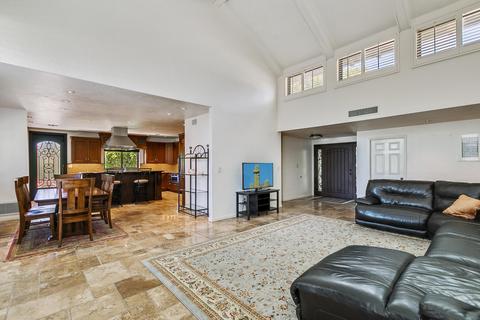 1531 E Montebello Ave, Phoenix, AZ 85014 photo 3