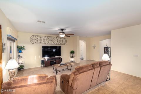 2914 E Coconino Dr, Gilbert, AZ 85298 photo 9
