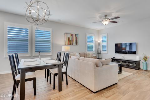 4709 E Patrick Ln, Phoenix, AZ 85050 photo 8