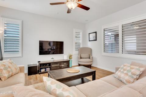 4709 E Patrick Ln, Phoenix, AZ 85050 photo 10