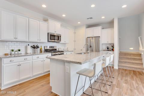 4709 E Patrick Ln, Phoenix, AZ 85050 photo 12