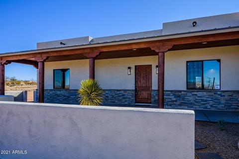 1345 S Cattlemans Loop, Benson, AZ 85602 photo 3