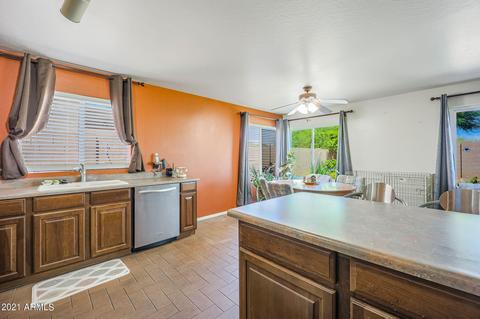 3725 S Desert View Dr, Apache Junction, AZ 85120 photo 13