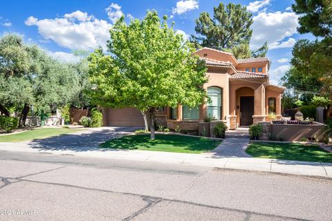 2 E Cactus Wren Dr, Phoenix, AZ 85020 photo 2