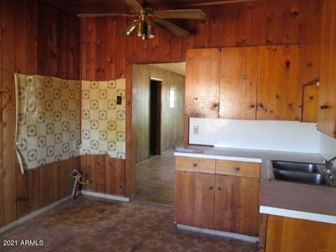 516 E Border Rd, Bisbee, AZ 85603 photo 11