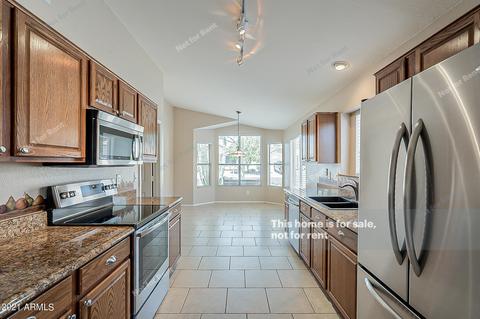 4709 E Abraham Ln, Phoenix, AZ 85050 photo 8