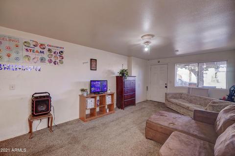 263 S Sutherland St, Globe, AZ 85501 photo 4