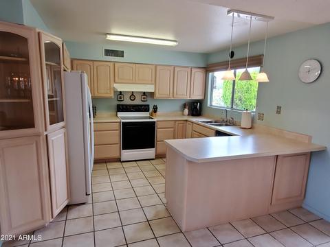 8049 E Flossmoor Ave, Mesa, AZ 85208 photo 2
