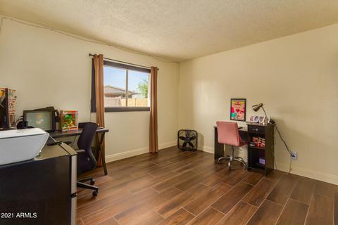 7742 W Mitchell Dr, Phoenix, AZ 85033 photo 13