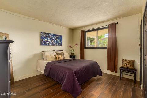 7742 W Mitchell Dr, Phoenix, AZ 85033 photo 11