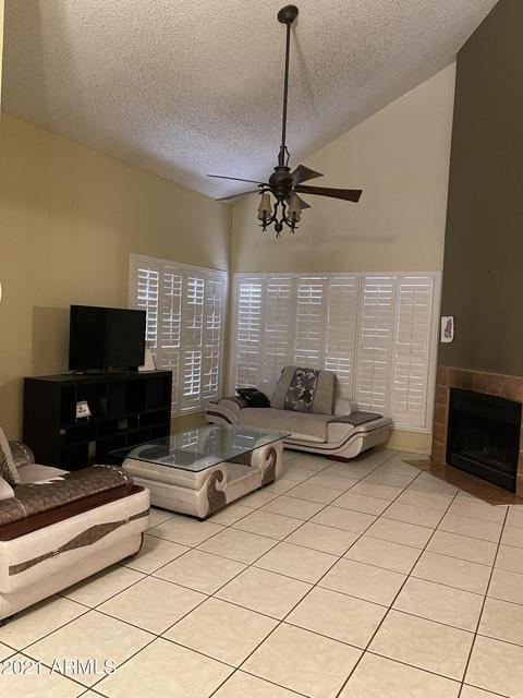 521 E Utopia Rd, Phoenix, AZ 85024 photo 4