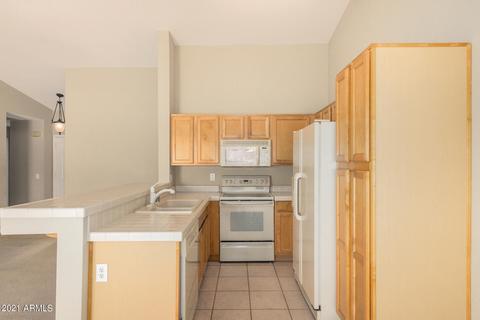 1817 E Lindrick Dr, Chandler, AZ 85249 photo 3