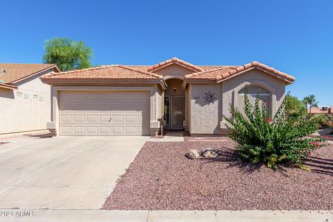 1817 E Lindrick Dr, Chandler, AZ 85249 photo 1